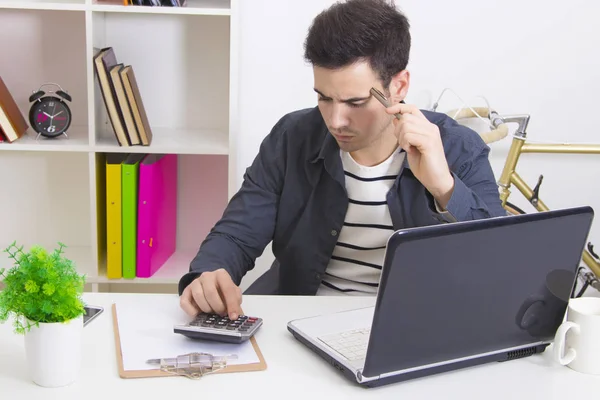 Comenzar a invertir a una edad temprana